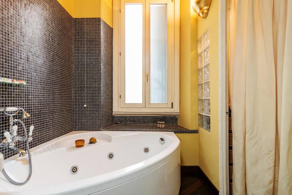 Апартаменти Maggio Flexyrent A.C. - Wifi Мілан Екстер'єр фото