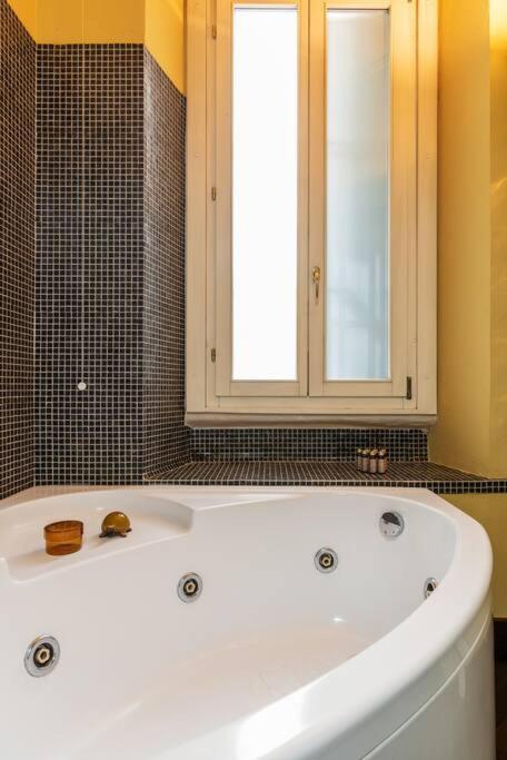 Апартаменти Maggio Flexyrent A.C. - Wifi Мілан Екстер'єр фото